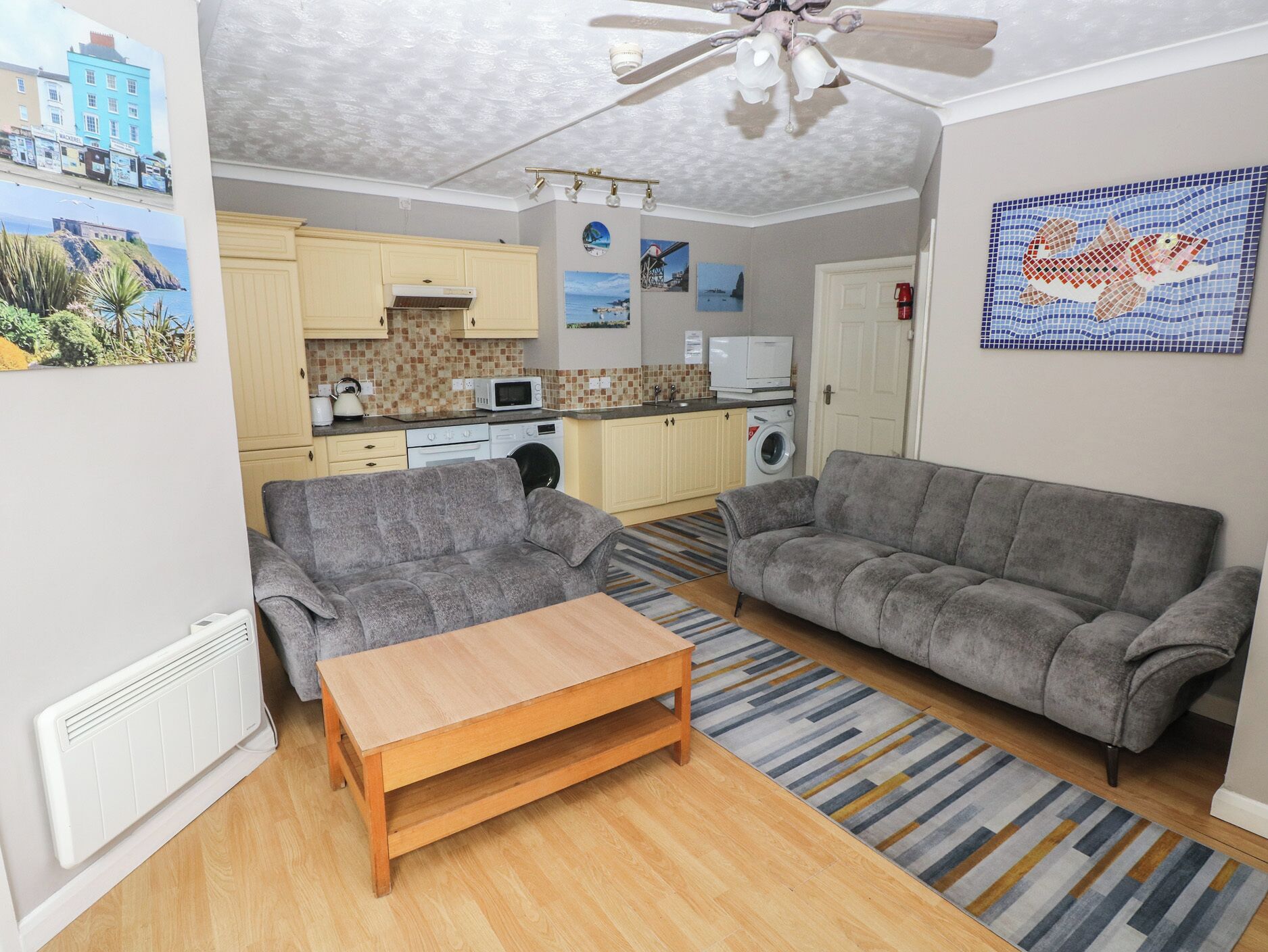 Cottage | Living area