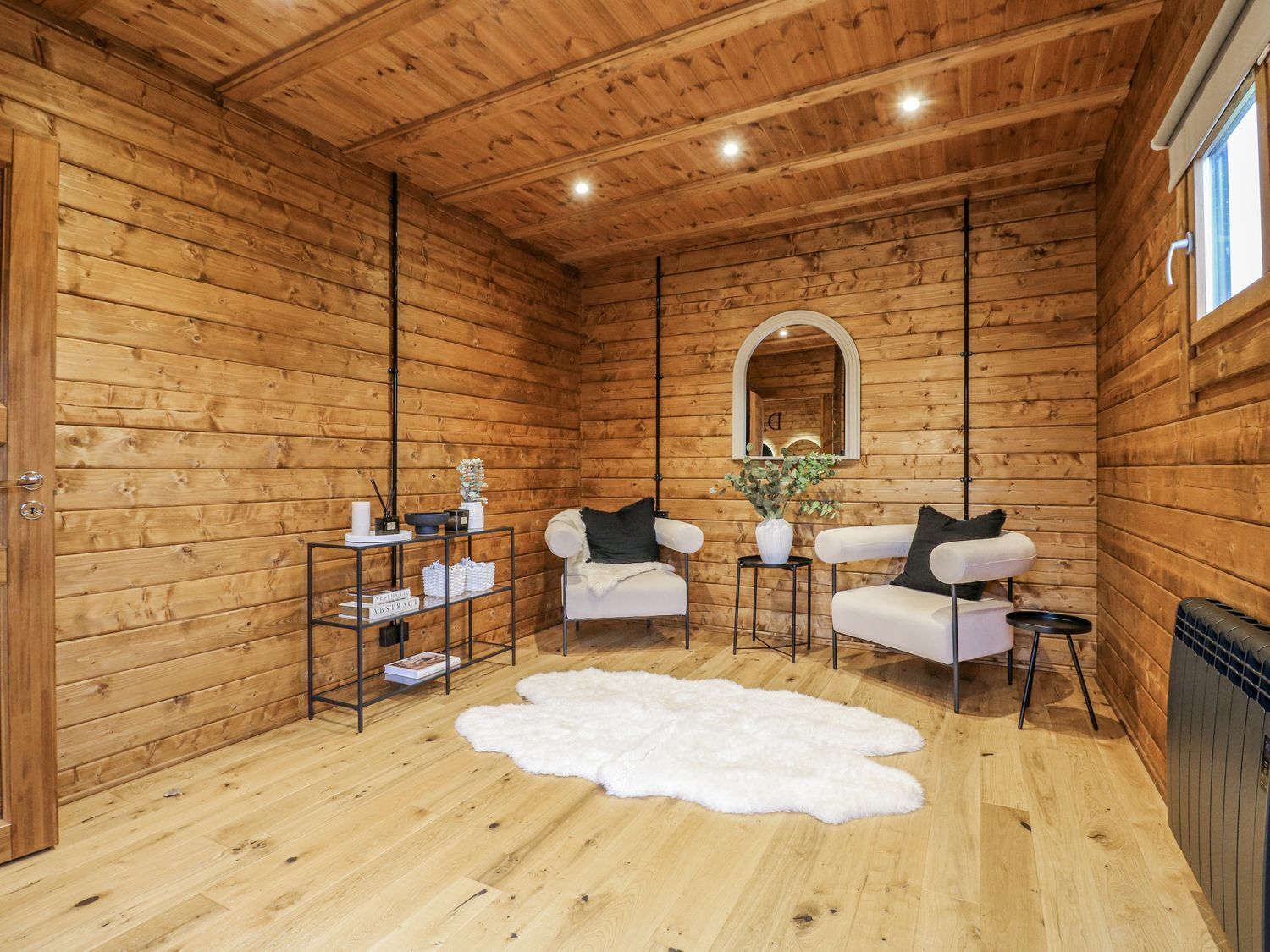 Cottage | Interior
