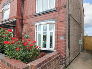 Cottage | Exterior detail - Alfreton Cottage (Alfreton)