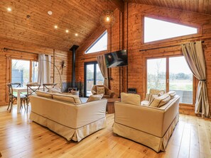 Cottage | Living area - Rabbit Hole (Oakham)