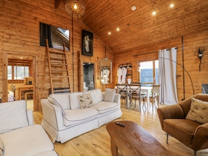 Feriehus | Opholdsområde | Pejs