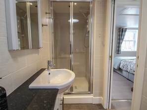 Shower - Moorhen Cottage (Ludlow)