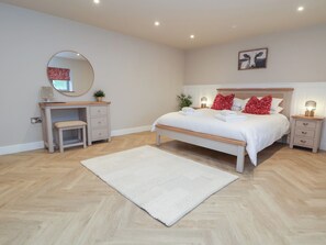 3 bedrooms, individually decorated, individually furnished, free WiFi - Beudy Pwll Pridd (Corwen)