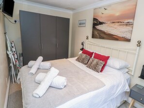 1 bedroom, individually decorated, individually furnished, free WiFi - 5 Lyonesse Apartments (St Ives)