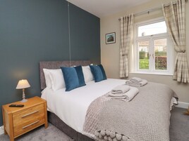 2 habitaciones, decoración personalizada y muebles diferentes 