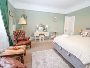 1 bedroom, individually decorated, individually furnished, free WiFi