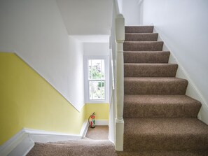 Interior - Flat 3, St Agnes House (Lyme Regis)