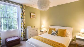 1 quarto, individualmente decorados, individualmente mobiliados