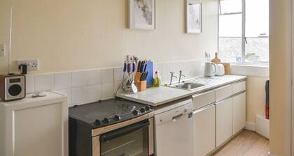 Flat 3, St Agnes House