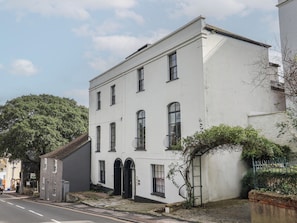 Exterior - Flat 3, St Agnes House (Lyme Regis)