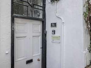 Exterior detail - The Annexe, St Agnes House (Lyme Regis)