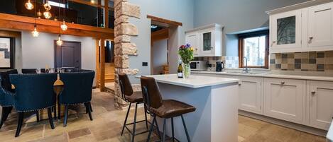 冰箱、洗碗机、厨具/餐具