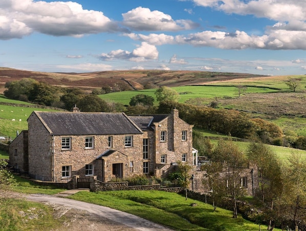 Exterior - High Fellside Hall (Carnforth)