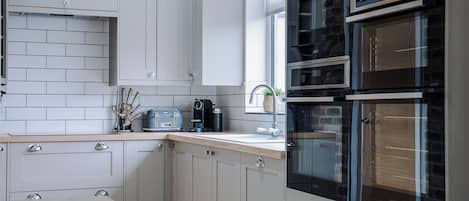 Fridge, dishwasher, electric kettle, toaster