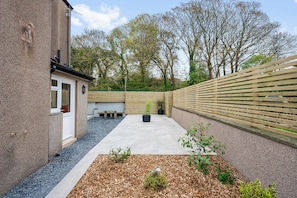 Terrace/patio - Lund House (Ulverston)