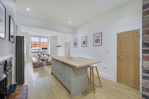 Dining - Lund House (Ulverston)