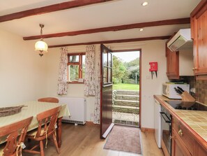 Réfrigérateur, lave-vaisselle