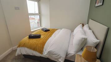 1 bedroom, individually decorated, individually furnished, free WiFi