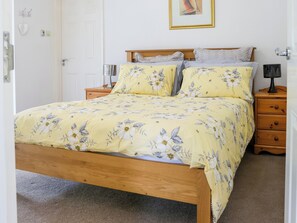 2 habitaciones, decoración personalizada y muebles diferentes 