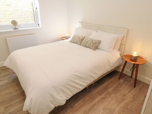2 habitaciones, decoración personalizada y muebles diferentes 