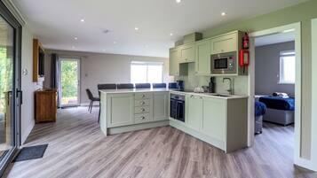 Fridge, dishwasher, electric kettle, toaster