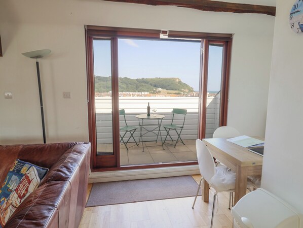 كوخ | منطقة المعيشة