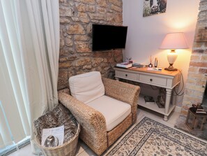 Living area - The Coquet Nest (Morpeth)
