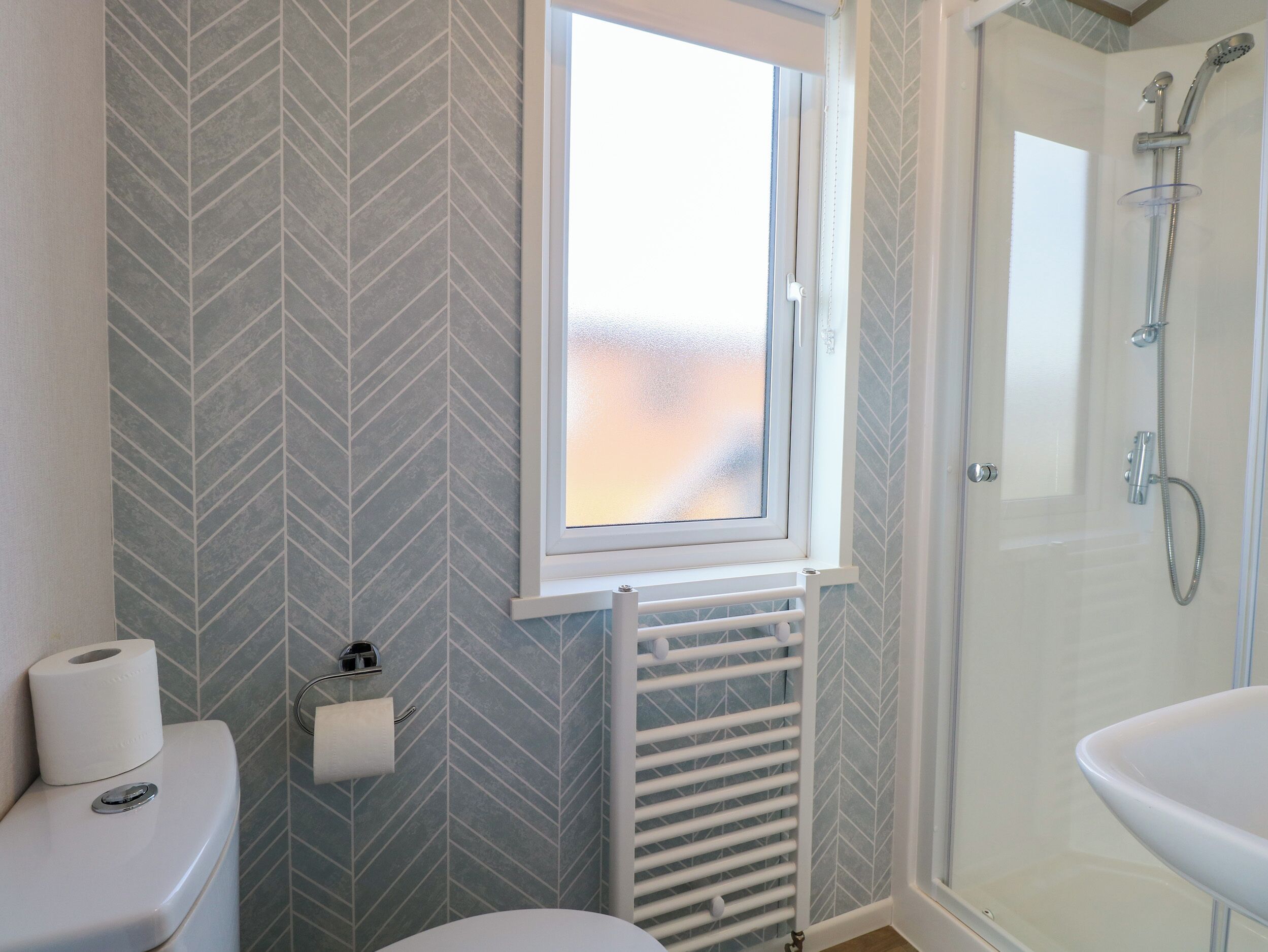 Ducha y secador de pelo