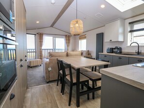 Interior - Seaview Lodge (Norwich)
