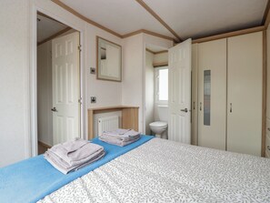 Cottage | 2 bedrooms, individually decorated, individually furnished, free WiFi