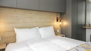 2 عدّة غرف نوم وبديكورات فريدة لكل غرفة وطراز فريد لكل وحدة