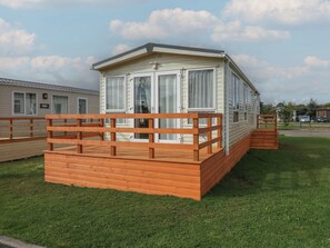 Exterior - Oak (Denny)