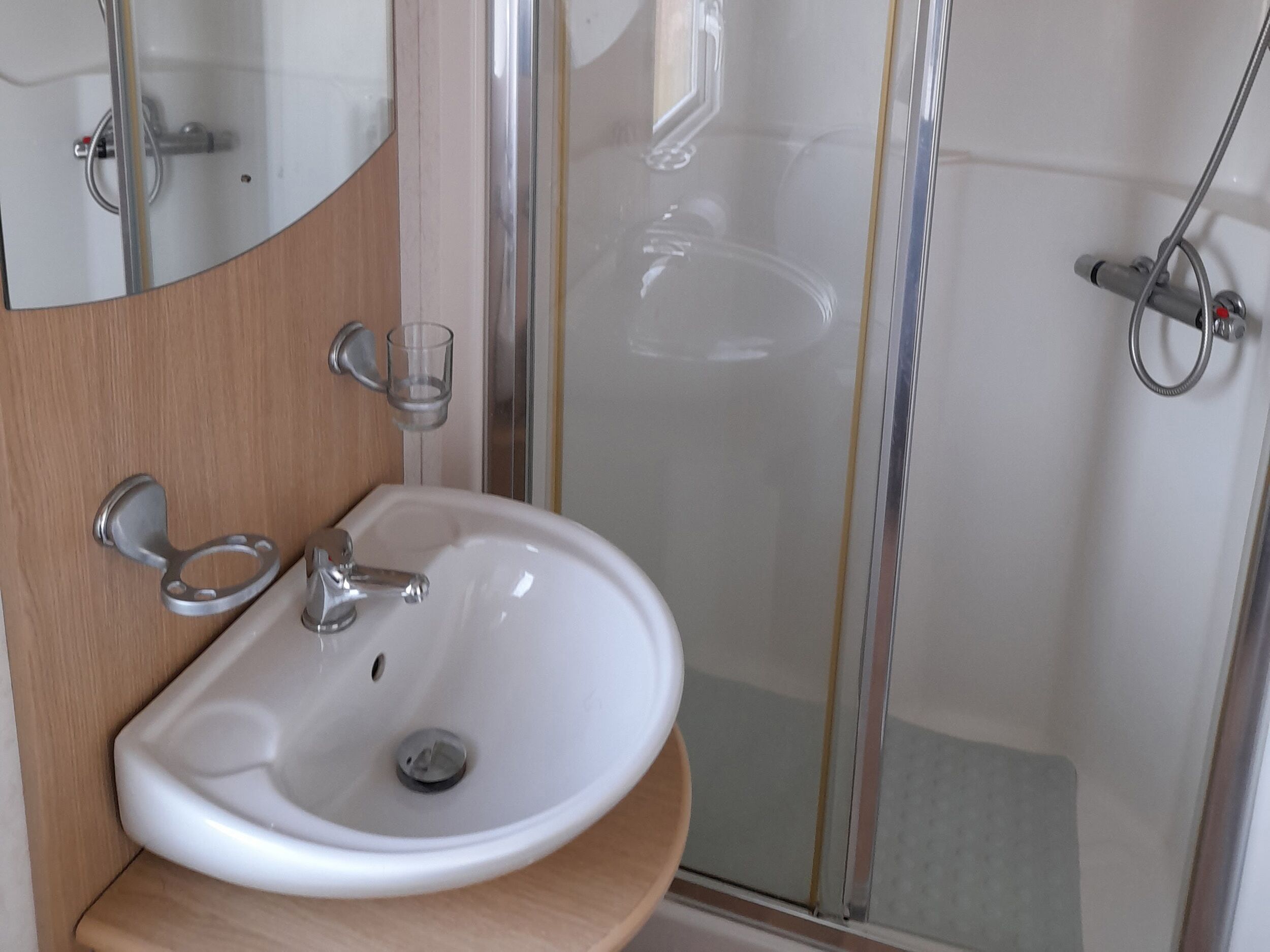 Cottage | Bathroom