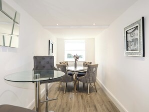 Dining - Ty'n Ffridd (Pwllheli)