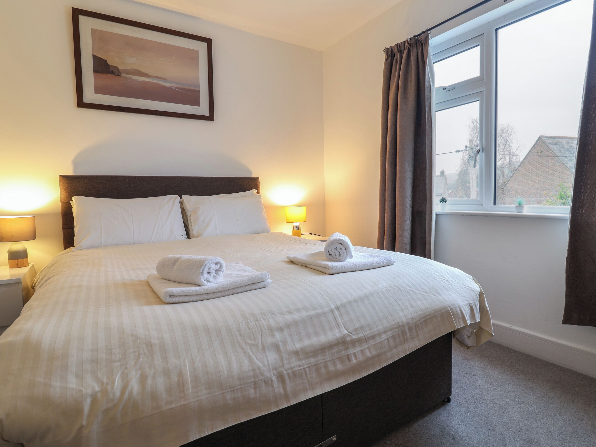 4 bedrooms, individually decorated, individually furnished, free WiFi