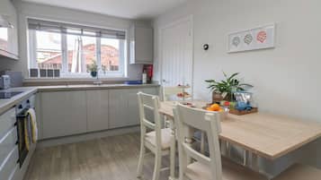 Fridge, dishwasher, electric kettle, toaster