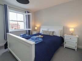 2 habitaciones, decoración personalizada y muebles diferentes 
