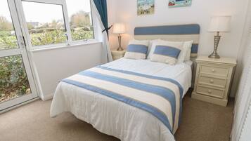 3 bedrooms, individually decorated, individually furnished, free WiFi