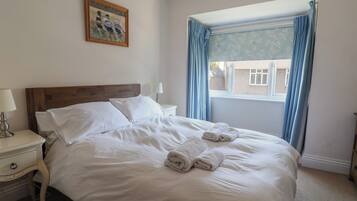 3 bedrooms, individually decorated, individually furnished, free WiFi