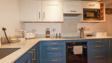 Fridge, dishwasher, electric kettle, toaster