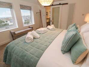 2 chambres, décor unique, ameublement unique, accès au Wi-Fi (inclus)