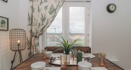 Cotswold Outlet Coach House