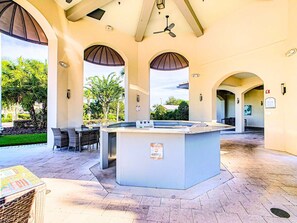 Terrace/patio - Family Fun Getaway | Clubhouse, Waterpark & Disney Nearby (Davenport)