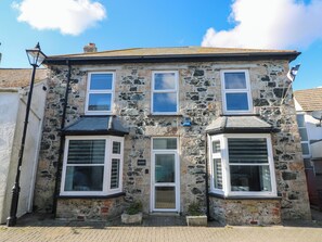 Exterior - Savoy Bay (Helston)