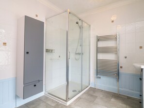 Shower - Savoy View (Helston)