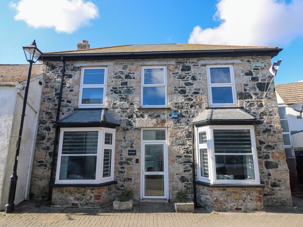 Exterior - Savoy View (Helston)