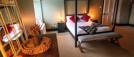 5 bedrooms, individually decorated, individually furnished, free WiFi