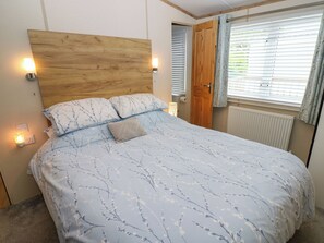 2 bedrooms, individually decorated, individually furnished, free WiFi - Plot 41 (Carlisle)