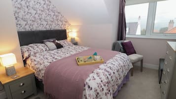 3 bedrooms, individually decorated, individually furnished, free WiFi