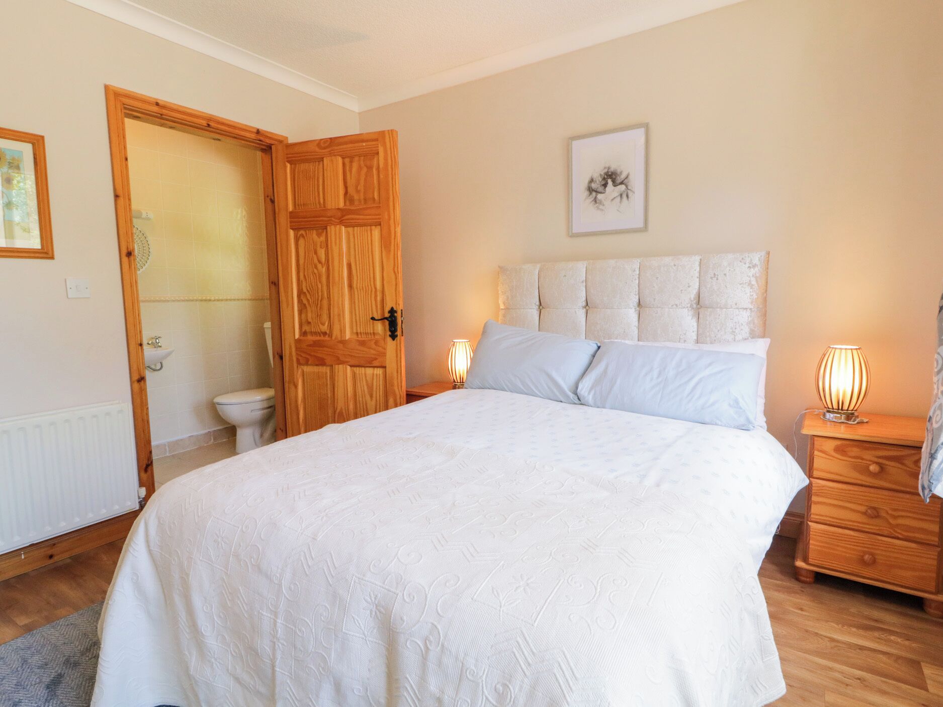 Cottage | 5 bedrooms, individually decorated, individually furnished, free WiFi